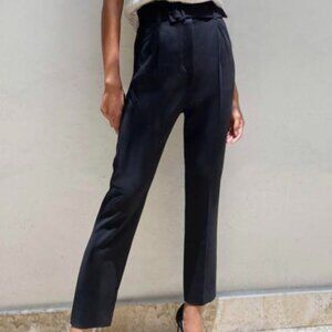 Aritzia Babaton Encore Pants size 2 high waisted pleated tapered pants